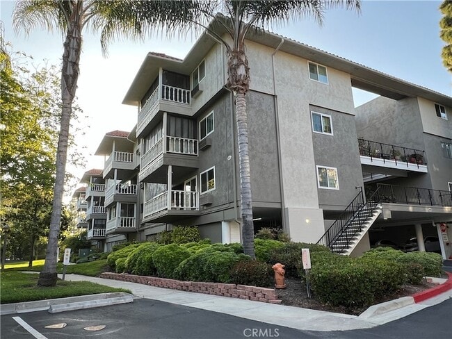 Building Photo - 2404 Via Mariposa W