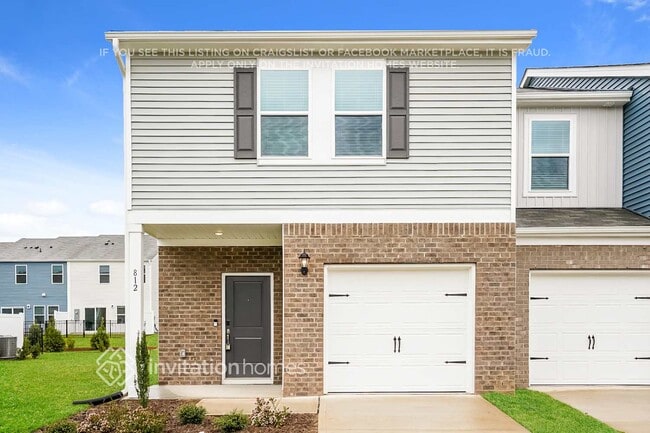 Building Photo - 812 Holiday Pk Ln