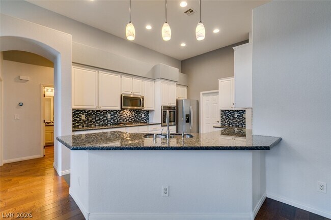 Building Photo - 2042 Poetry Ave