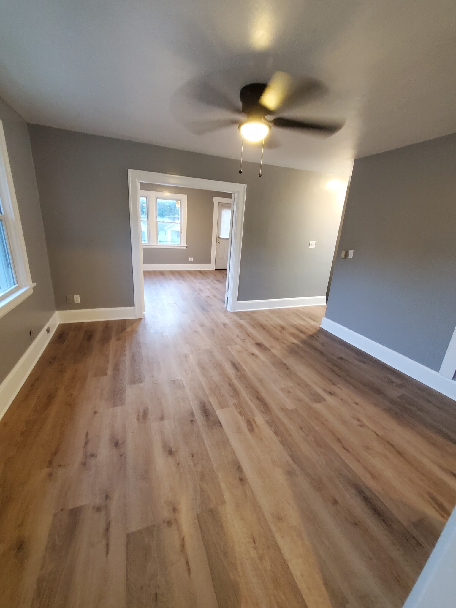 Living room - 3902 Taylor Ave