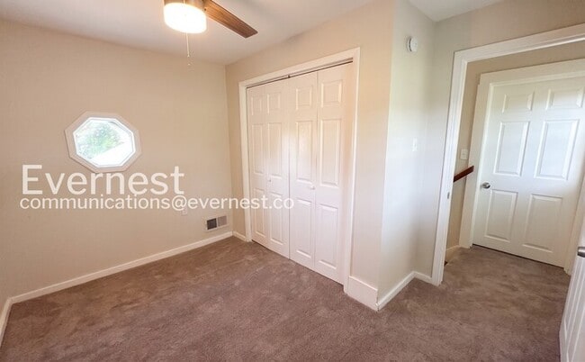 Building Photo - 4-Bed/2-Bath/Pet Friendly/Available Soon!