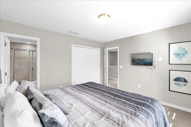 Building Photo - 4457 Le Reve Ct