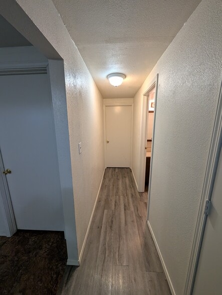 Building Photo - 377 Mattwood Dr