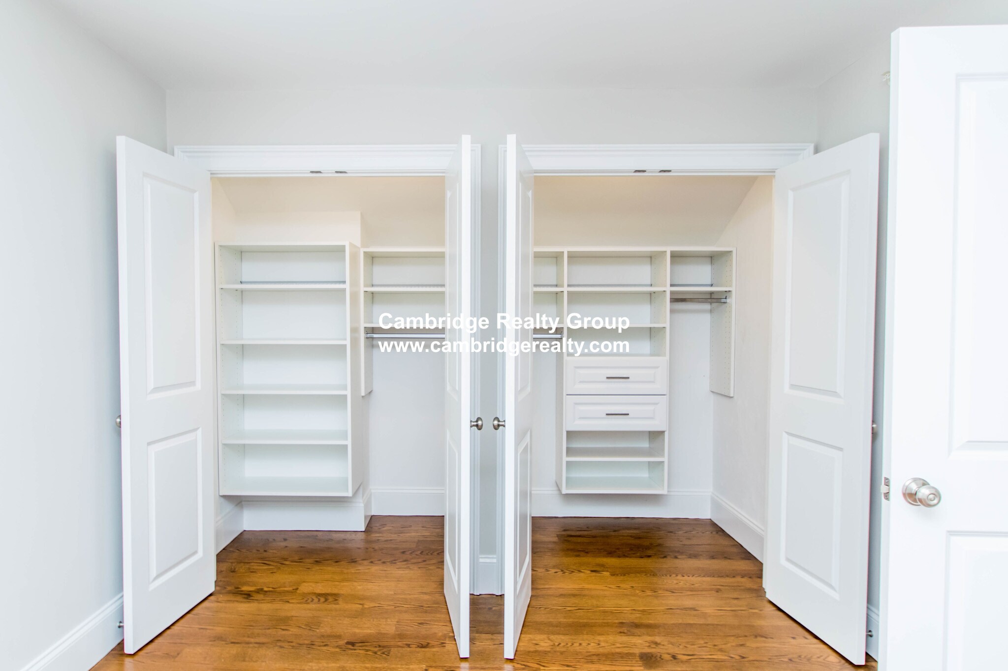 Building Photo - 114 Columbia St