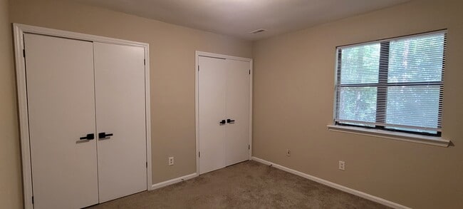 Building Photo - 2809 Seclusion Ct