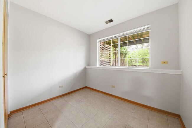 Building Photo - 615 Buckskin Ln