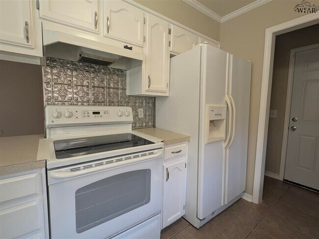 Building Photo - 5205 Pebblestone Dr