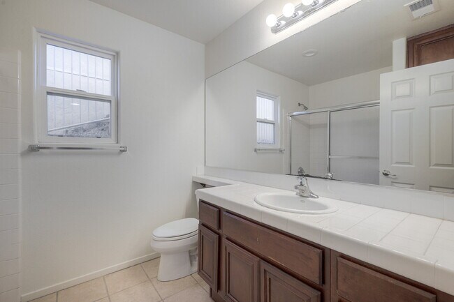 Building Photo - Highland Ranch Spring Valley 2-story 3 bd ...