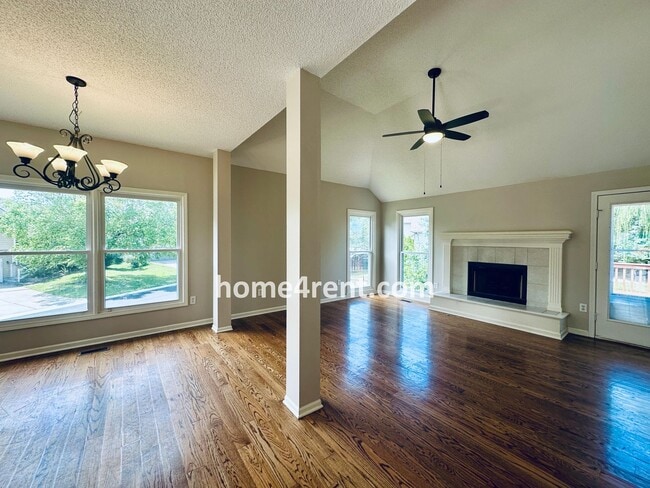Building Photo - Brand New Paint, Wood Floors, Walkout Fini...