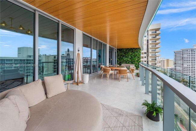 Building Photo - 5775 Collins Ave