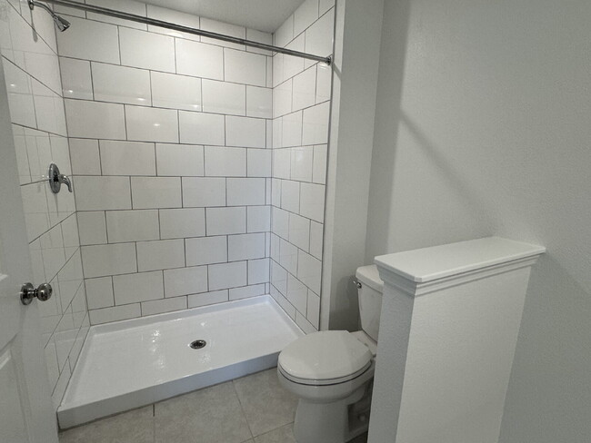 Building Photo - 9333 Bonita Mar Dr