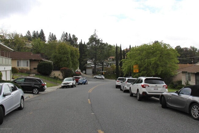 Street - 3622 Stancrest Dr