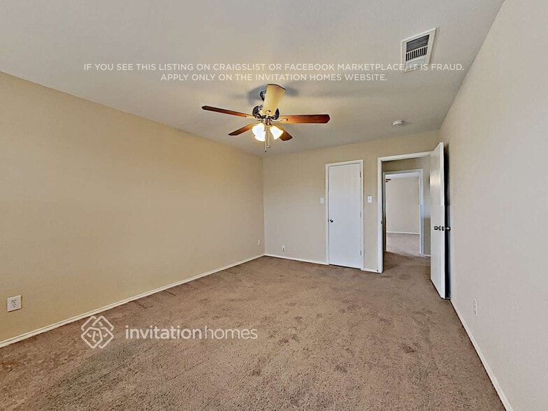 Building Photo - 2807 Park Pl Dr