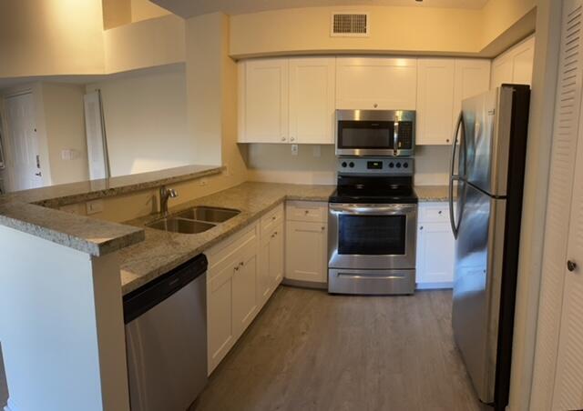 Building Photo - 7856 Sonoma Springs Cir