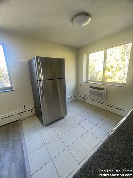 Building Photo - 15 Chester St