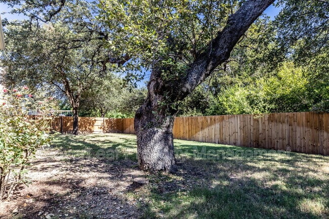 Building Photo - 11219 Thorn Apple