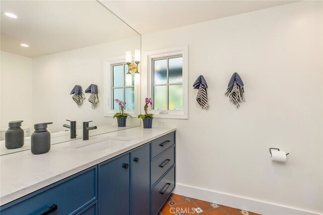 Building Photo - 3007 Harbor View Dr