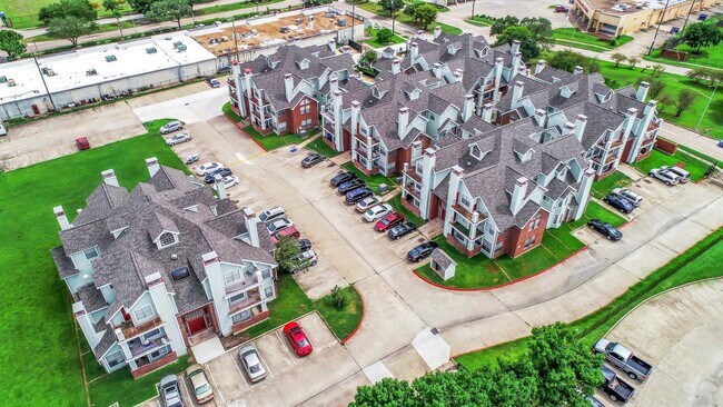 Building Photo - 10630 Westbrae Pkwy