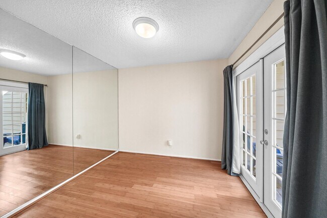 Building Photo - 59 Chelsea Blvd