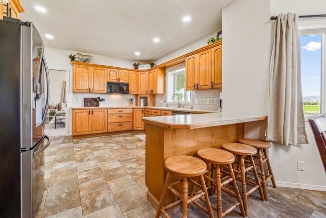 Building Photo - 426 S 750 W