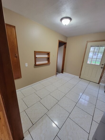 Building Photo - 3420 N 51st St