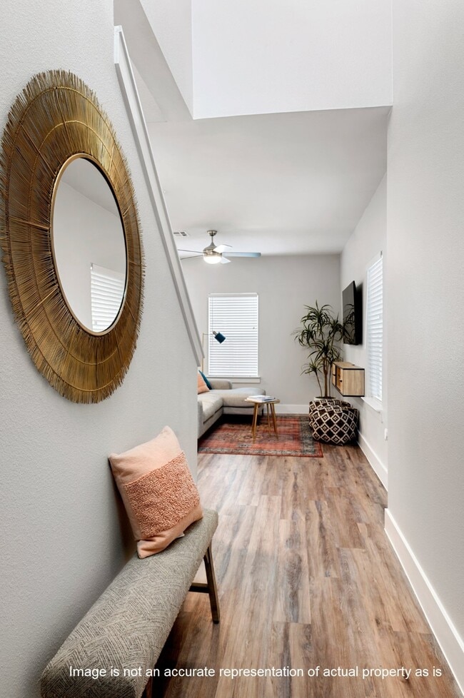 Building Photo - 28328 Birnham Woods Dr