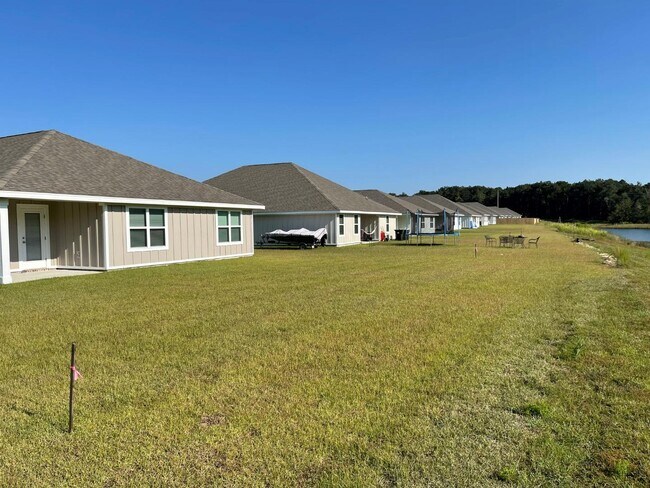 Building Photo - 3994 Whitetail Ln