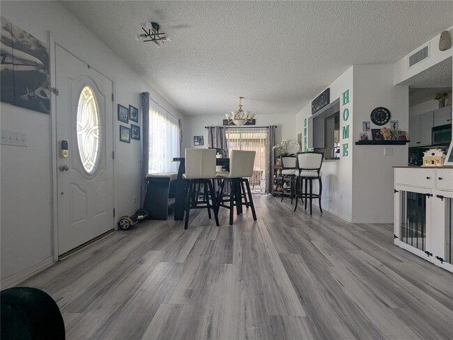 Building Photo - 10740 Keys Gate Dr