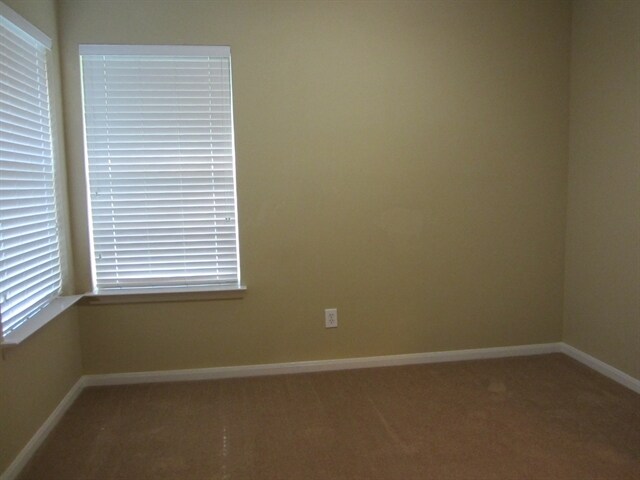 Building Photo - 15 Camber Pine Pl