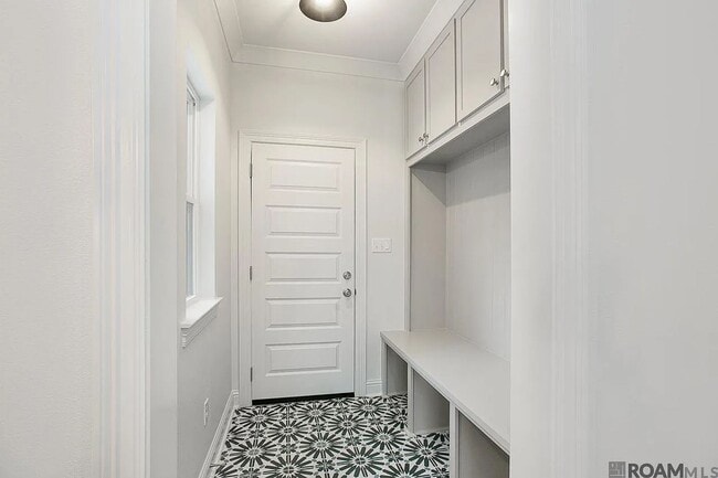 Building Photo - 4 Bedroom Home in Cheval Point Subdivision