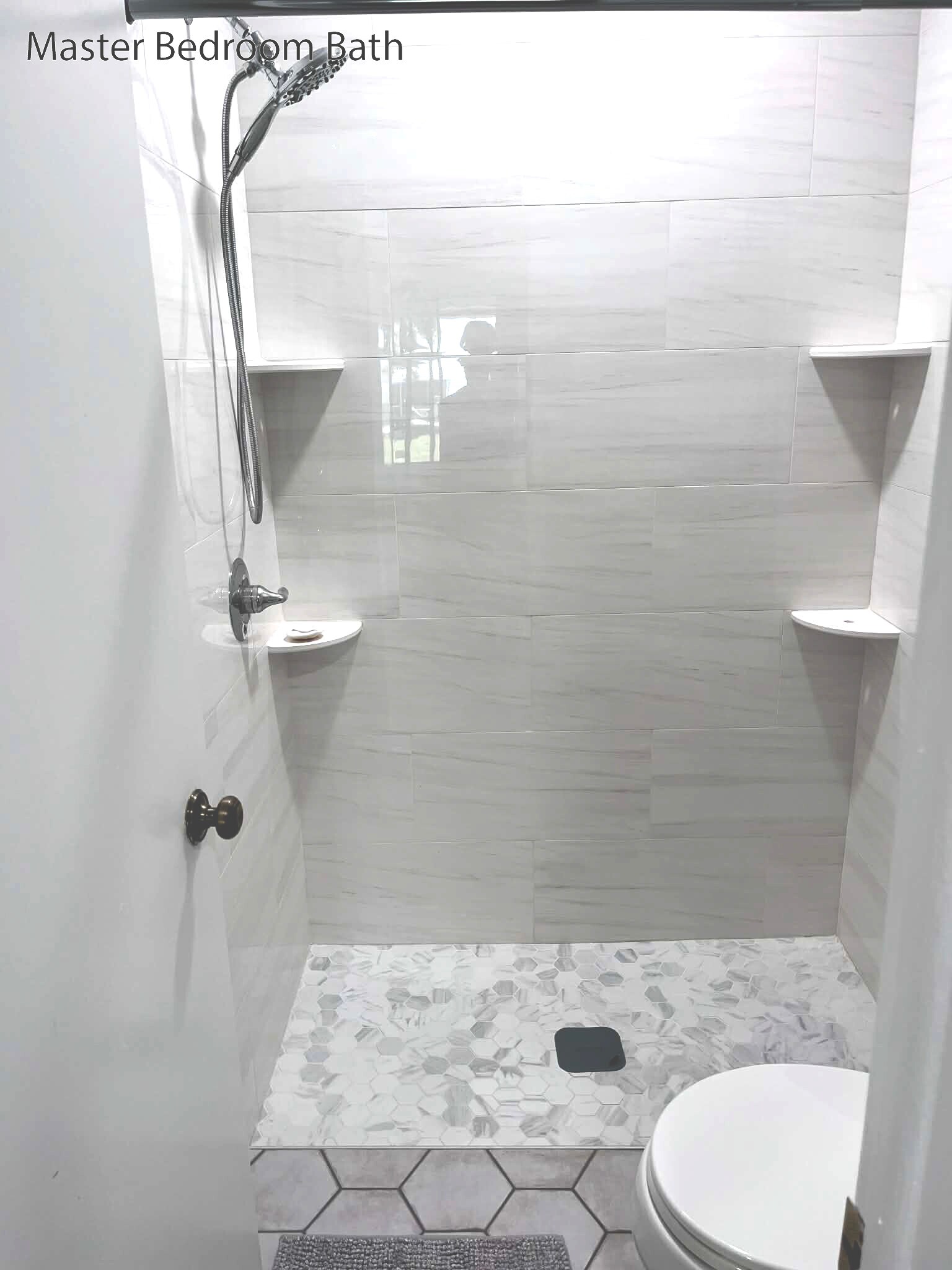 Building Photo - 3023 Beecher Dr E