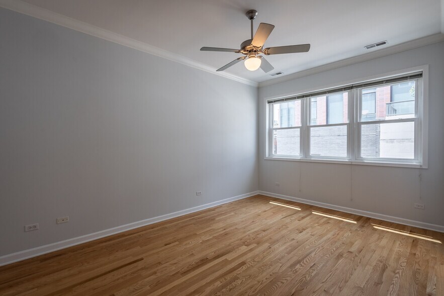 Master bedroom - 948 Madison W St