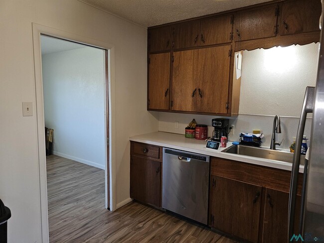 Building Photo - 217 W University Dr