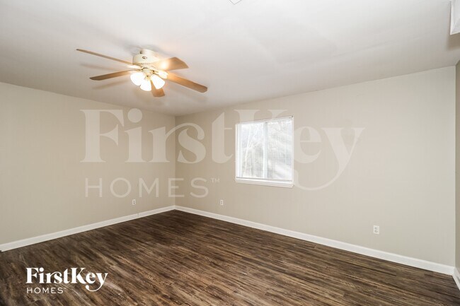 Building Photo - 3560 Sweetgum Ln