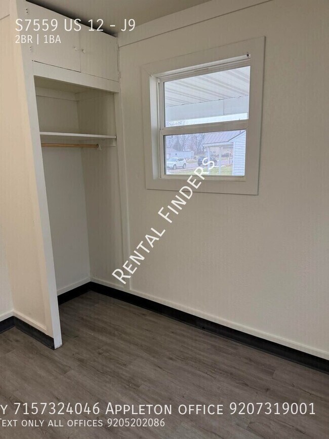 Building Photo - S7559 US-12