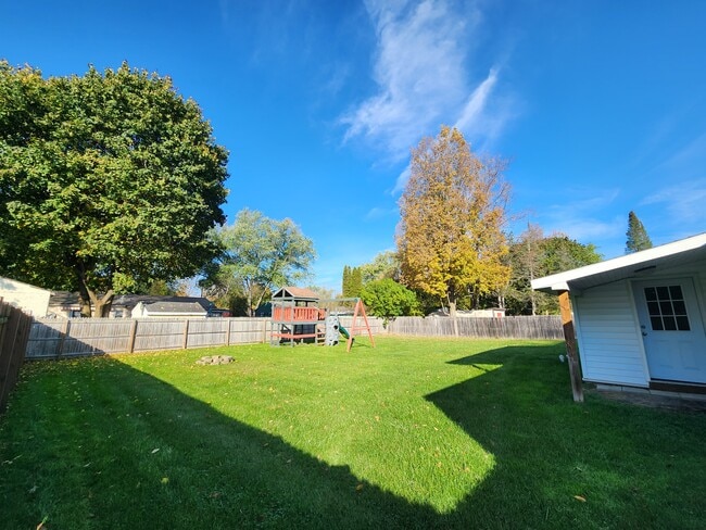 Building Photo - 4737 French Rd