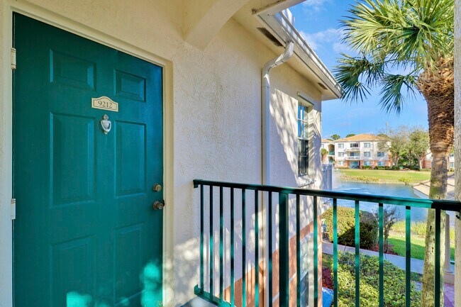 Building Photo - 9212 Myrtlewood Cir W