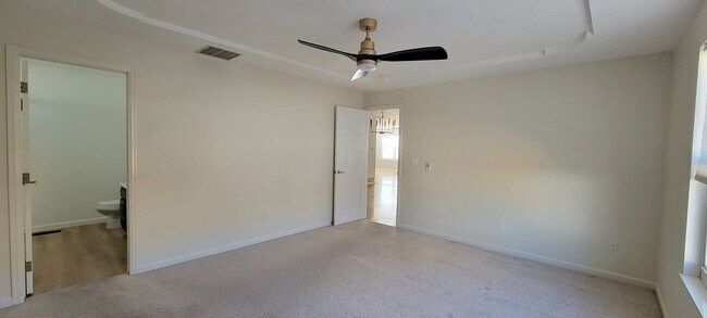 Building Photo - 2213 Twinflower W