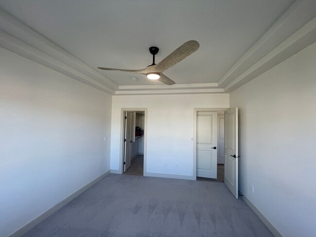 Building Photo - Immaculate 1 Bedroom, 1 Bathroom Casita in...