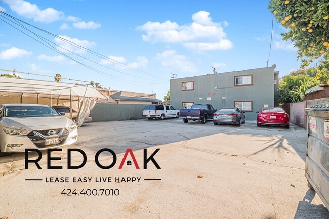 Building Photo - 12007 Sycamore St