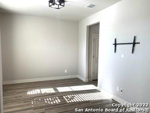 Building Photo - 204 Morgan Run