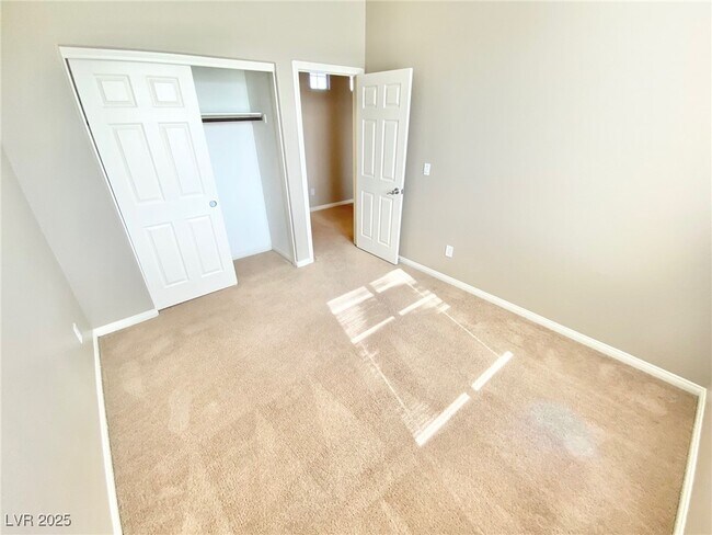 Building Photo - 81 Avenza Dr