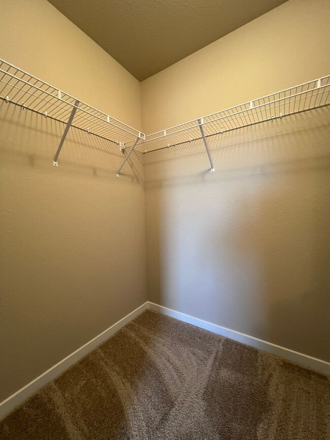 Building Photo - Brand New Townhome with fine finishes ready for you to enjoy. Great views!