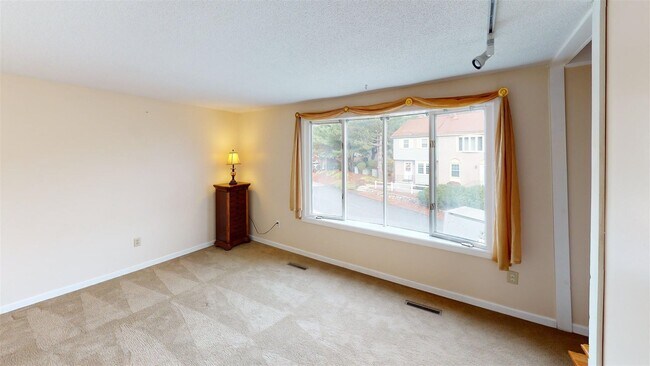 Building Photo - 32 Sentry Way