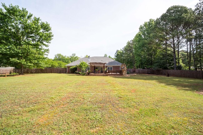 Building Photo - 35 Bridle Ct