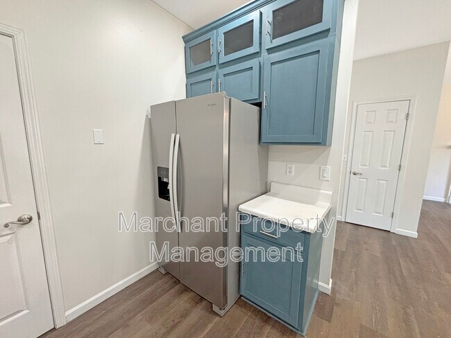 Building Photo - 110 Golden Crest Ct