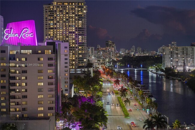 Building Photo - 4747 Collins Ave