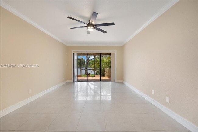 Building Photo - 3719 Estepona Ave