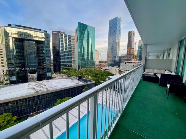 Building Photo - 1250 S Miami Ave