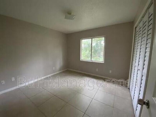 Building Photo - 5525 Lehigh Ave